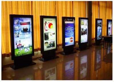 昆明藍旗裝飾工程公司——專業(yè)制造大型戶外燈箱，點亮城市風景